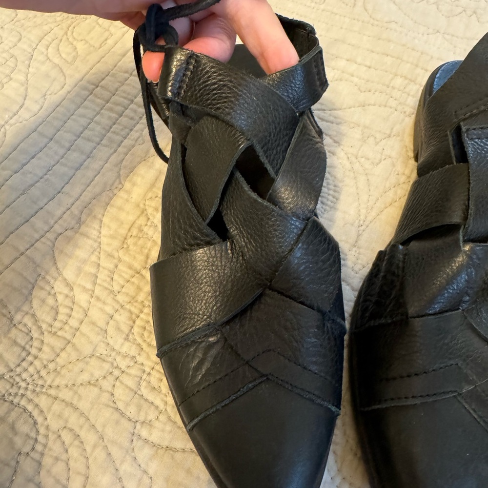 Free People Black Flats with Criss-Cross Design - Picture 8 of 9
